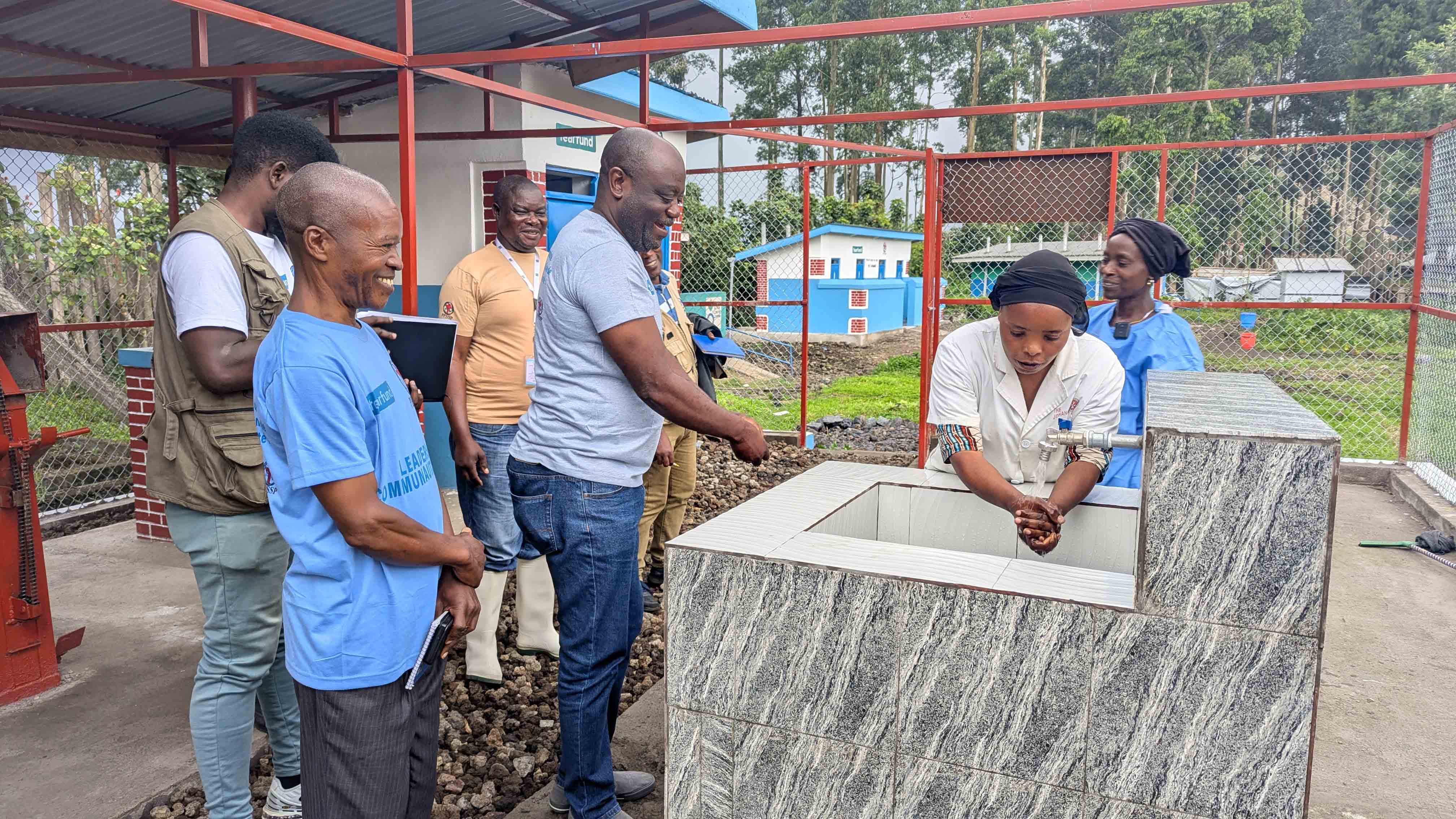TEARFUND - Projet WASH-TM, Amélioration des infrastructures assainissement et d hygiène dans les écoles et FOSA de la Zone Santé  de Mweso